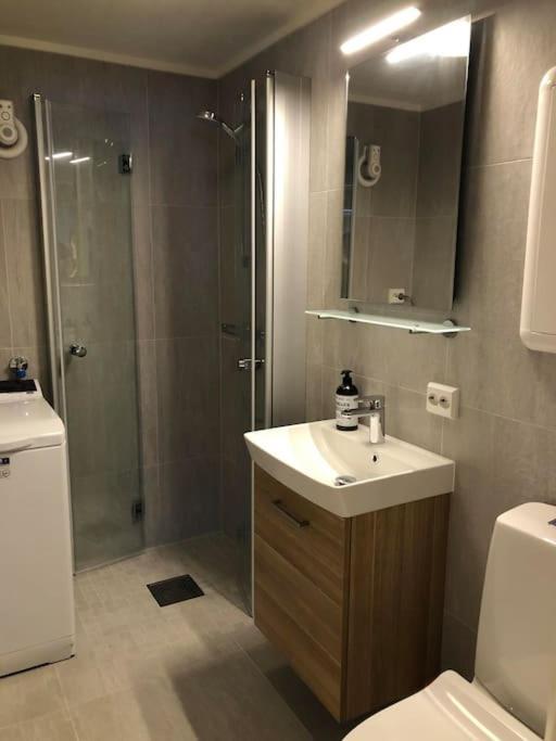 Koselig Leilighet I Tromso Ngoại thất bức ảnh